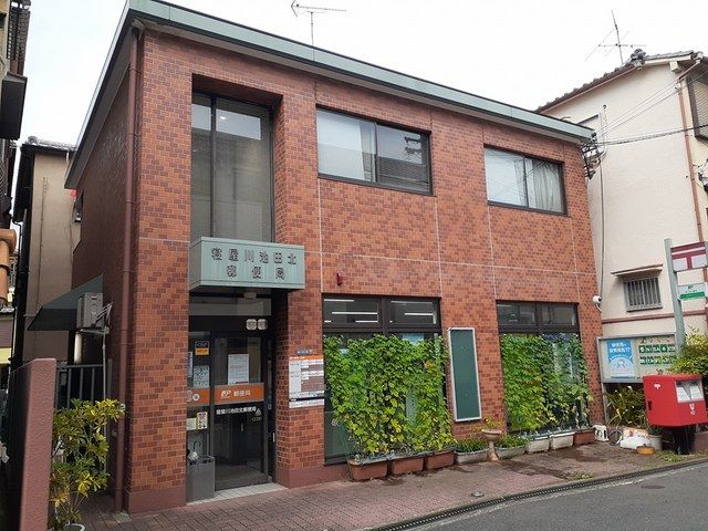 【寝屋川市池田北町のアパートの郵便局】