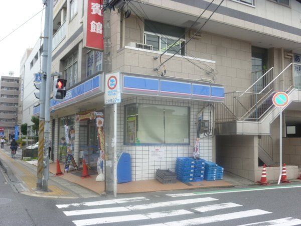 【船橋市湊町のマンションのコンビニ】