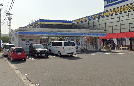 【鹿児島市草牟田のマンションのコンビニ】