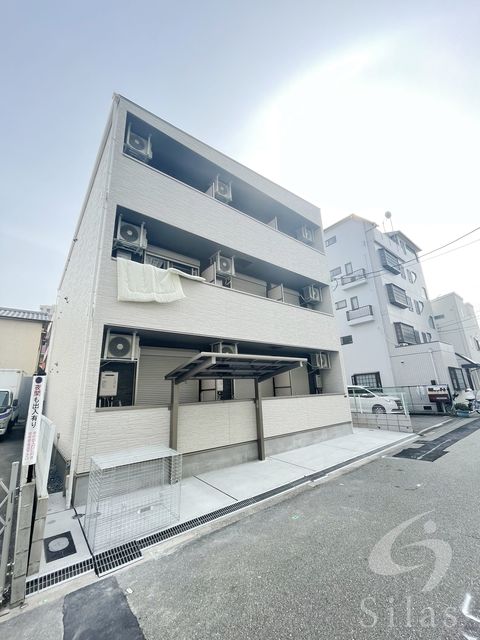 【グリッター沢ノ町の建物外観】