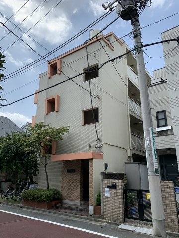 【前竹マンションの建物外観】