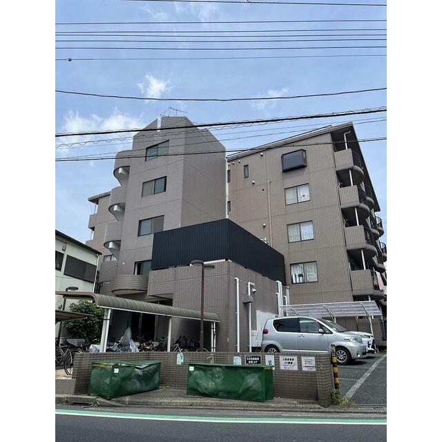 横浜市鶴見区岸谷のマンションの建物外観