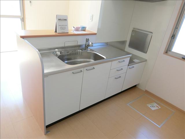 キッチン　カウンターキッチン。