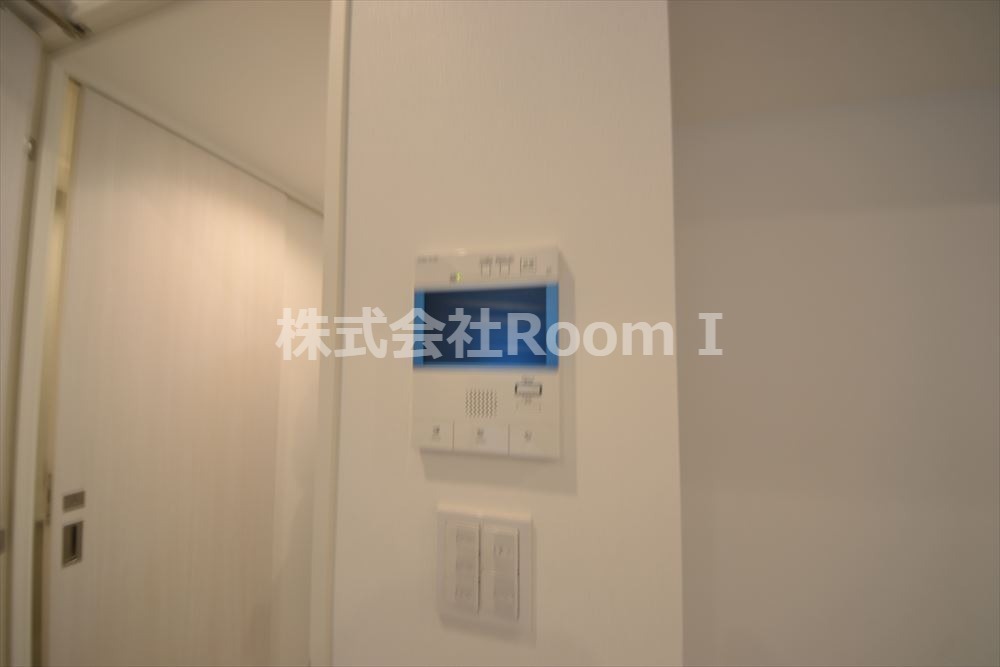 セキュリティ　モニター付インターフォンです。