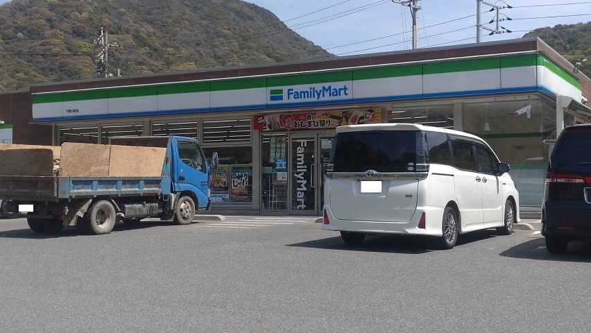 コンビニ　ファミリーマート下関小野店（コンビニ）まで3694m