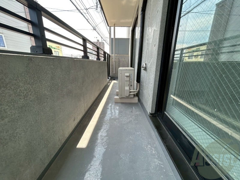 バルコニー　バルコニーが付いていますので一息ついてみてはいかがですか。