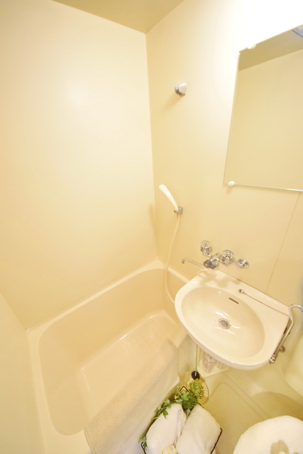 バス・シャワールーム　～いい湯だな～