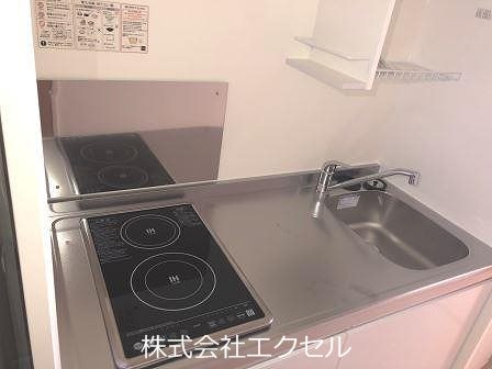 キッチン　ＩＨコンロ付き。