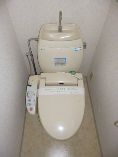 トイレ　※写真は101号室のお部屋です。