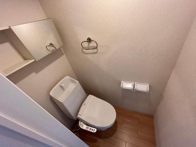 トイレ　トイレ