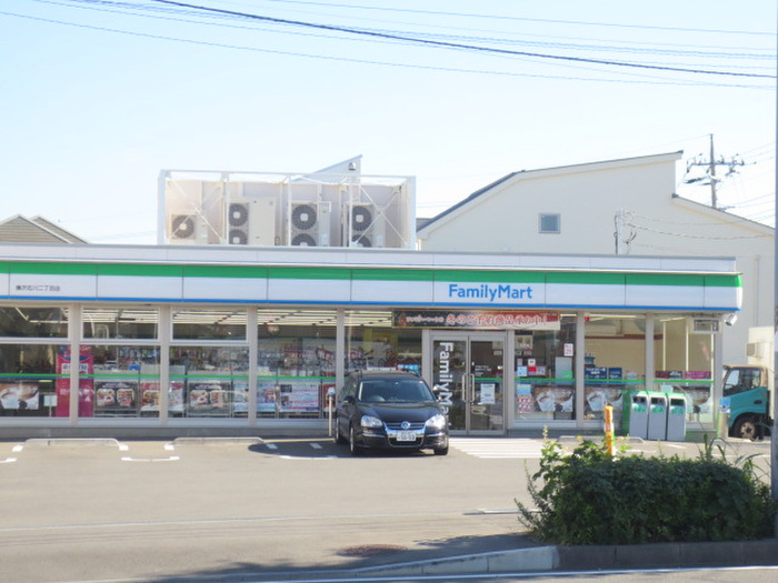 コンビニ　ファミリーマート 藤沢石川二丁目店（コンビニ）まで346m