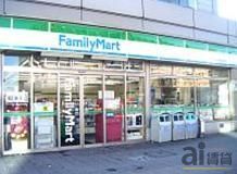 コンビニ　ファミリーマート花小金井駅北口店（コンビニ）まで300m