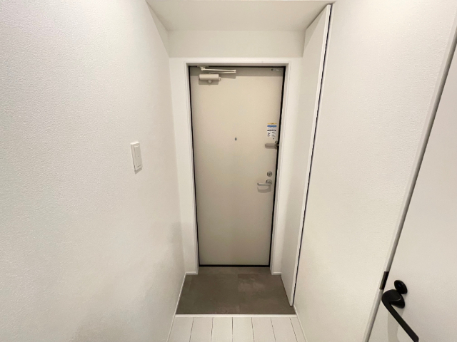 玄関　下駄箱付きの玄関です