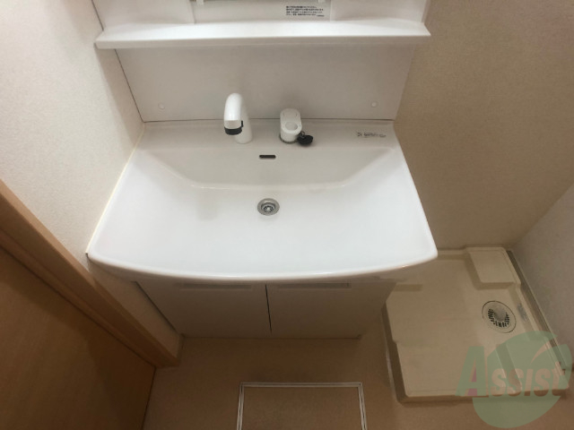 洗面設備　シャンプードレッサーが付いているので便利ですね
