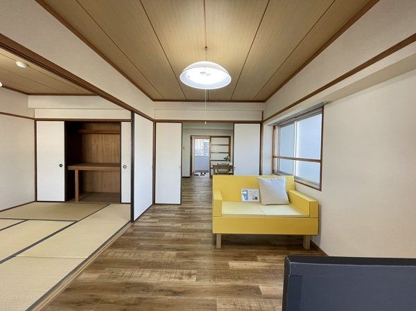 居室・リビング　※モデルルームのため家具・装飾品等は付きません