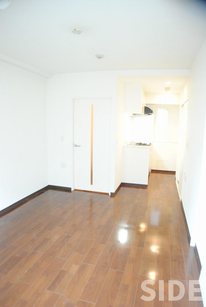 居室・リビング　※別号室参考画像