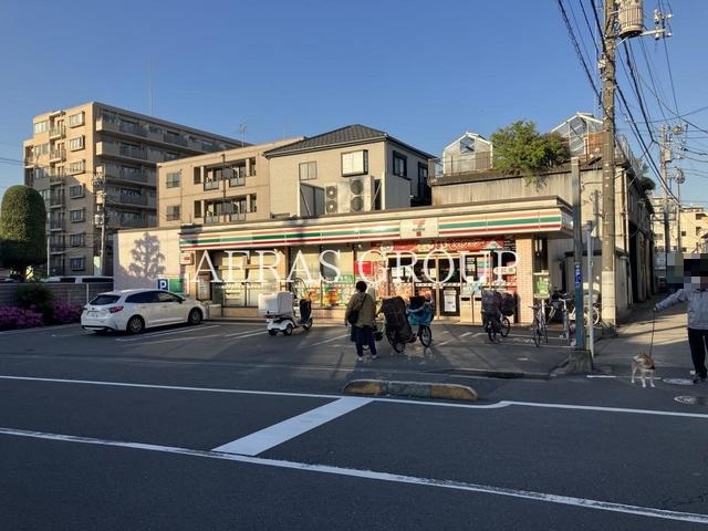 コンビニ　セブン-イレブン 足立梅田２丁目店（コンビニ）まで136m
