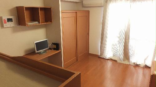 居室・リビング　家具家電設置済みです。