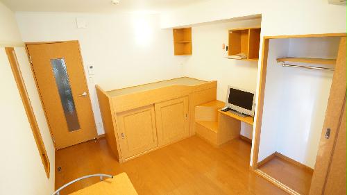 居室・リビング　同タイプ物件の為、実際とは多少異なる場合がございます。