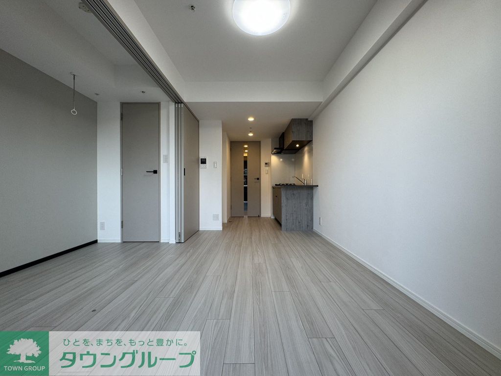 居室・リビング　エントランス