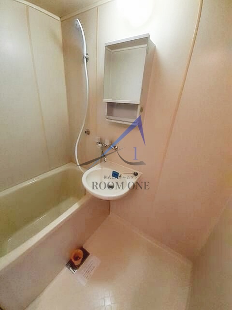バス・シャワールーム　お風呂です。