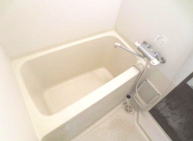 バス・シャワールーム　清潔な浴室！