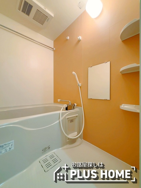 バス・シャワールーム　類似写真