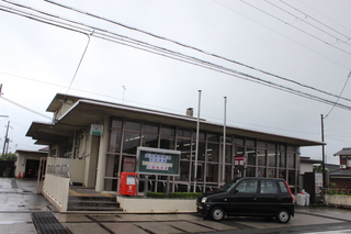 郵便局　湖北郵便局（郵便局）まで340m