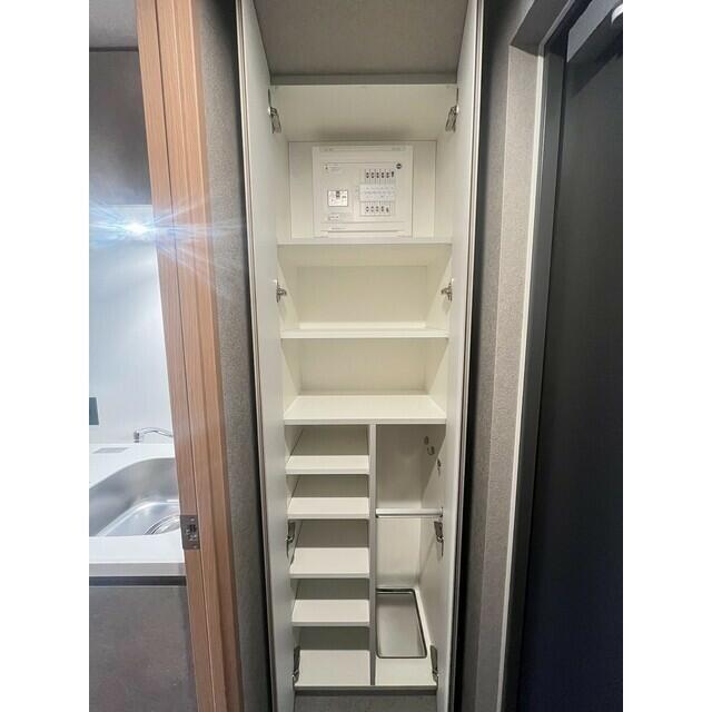 収納　シューズボックス?