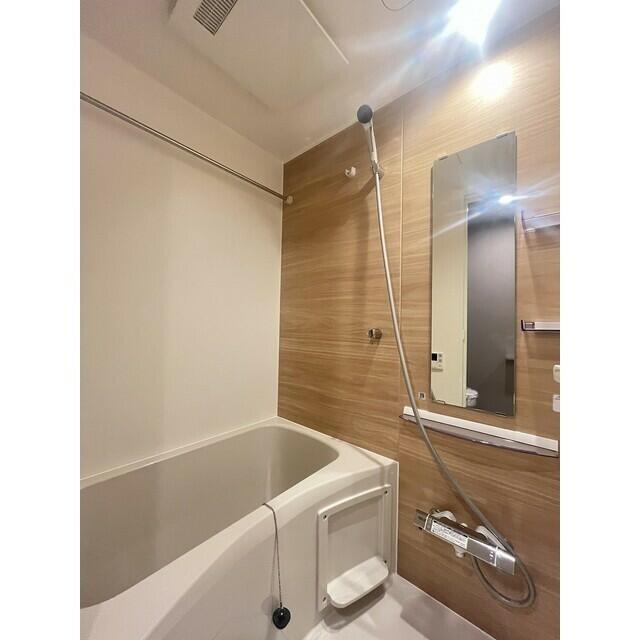 バス・シャワールーム　?