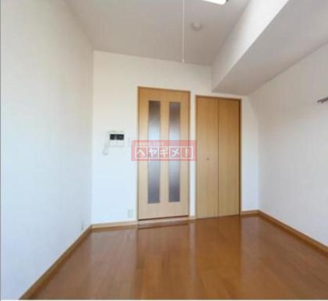 居室・リビング　反転タイプ