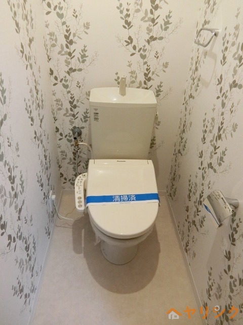 トイレ　シャワー付きトイレ