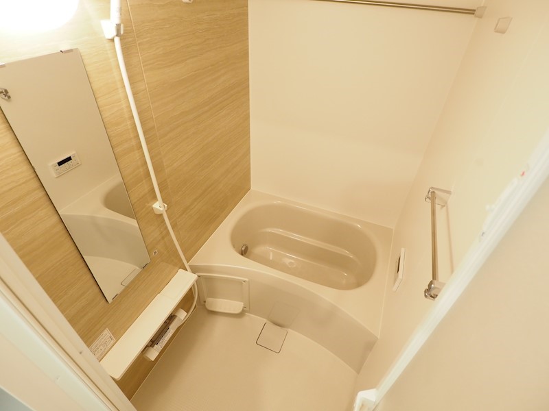 バス・シャワールーム　落ち着いたカラーとなっています