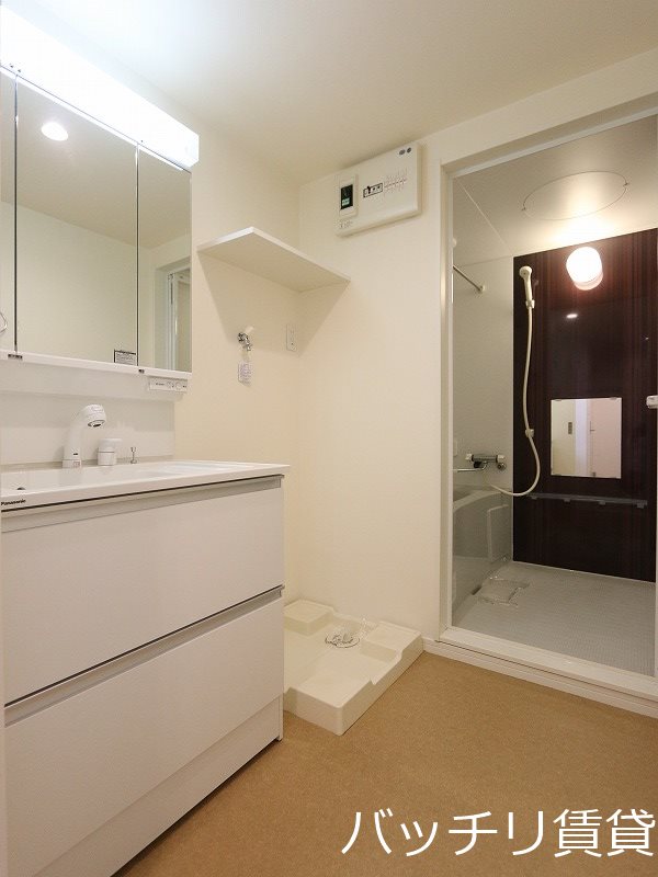 洗面設備　別号室の写真となります　現状優先