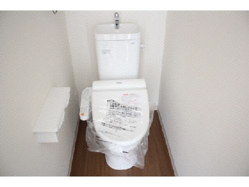 トイレ　同型タイプ