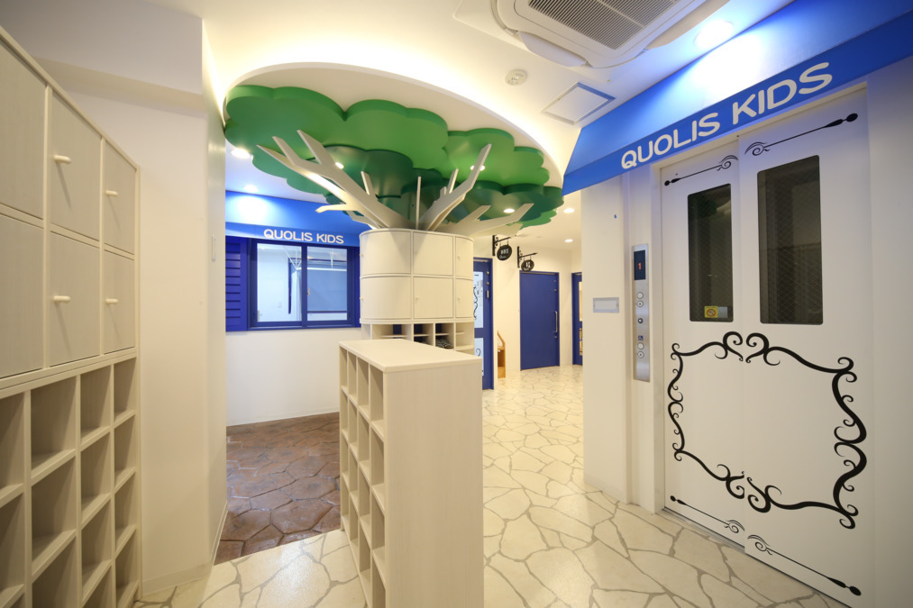 幼稚園・保育園　クオリスキッズ浅草橋保育園（幼稚園・保育園）まで244m