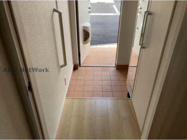 玄関　同型モデル