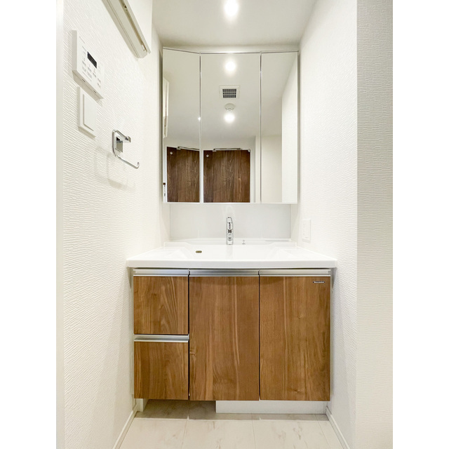 洗面設備　洗面所です