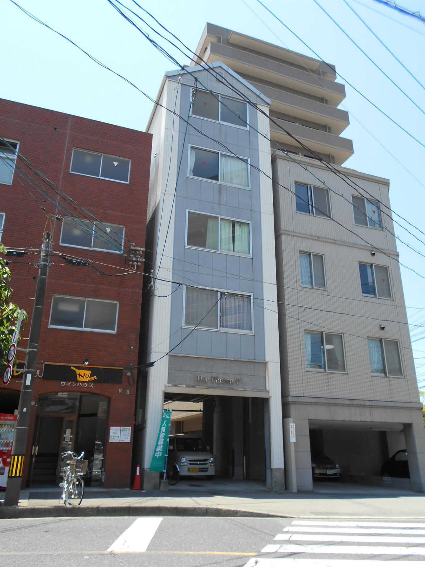 建物外観　1995年築　Der Pfosten.Y2　中央