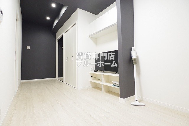 居室・リビング　広々とした洋室！