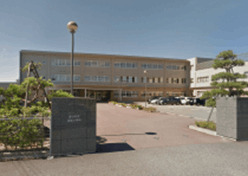 中学校　富山市立南部中学校（中学校）まで537m