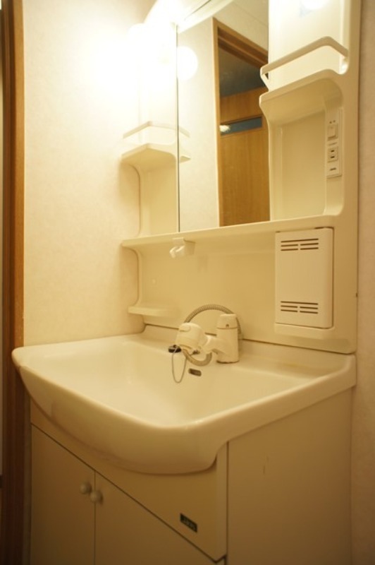 洗面設備　図面と現状に相違がある場合には現状を優先