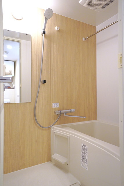 バス・シャワールーム　※写真は同タイプ住戸です。