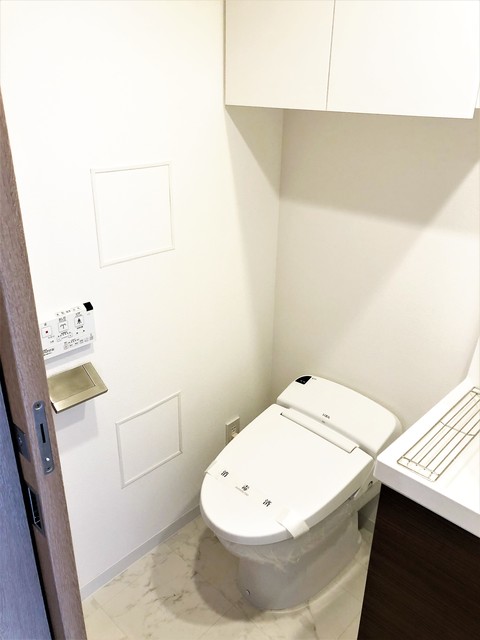 トイレ　他の号室の参考写真です