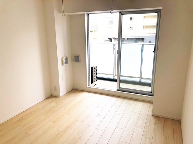 居室・リビング　他の号室の参考写真です