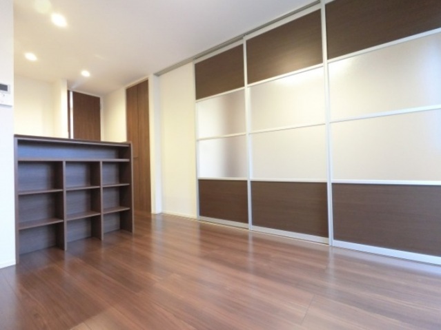 居室・リビング　ＬＤＫにも収納がありお部屋を広く使えます。