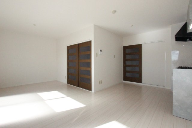 居室・リビング　参考写真です。現況優先。