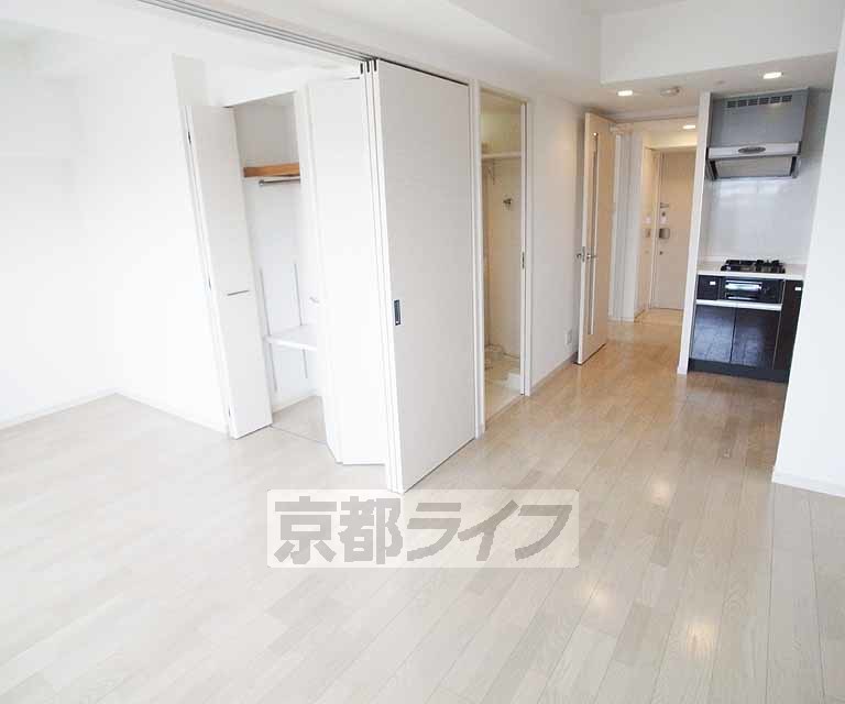 居室・リビング　２ＬＤＫ写真です