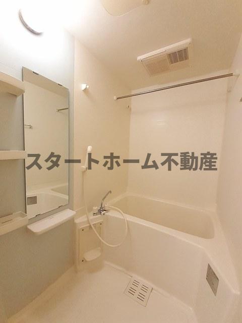 バス・シャワールーム　日々の疲れを癒すお風呂付です