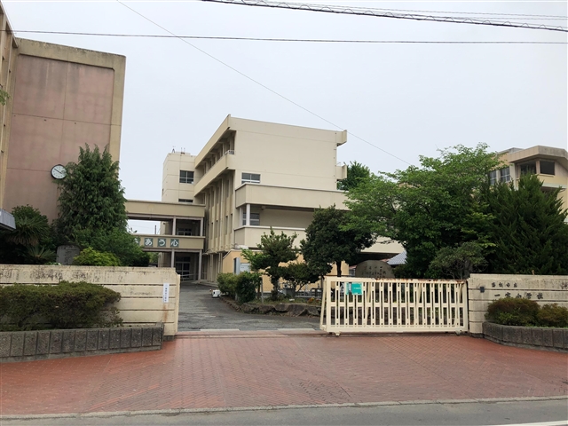 小学校　一宮小学校（小学校）まで1318m